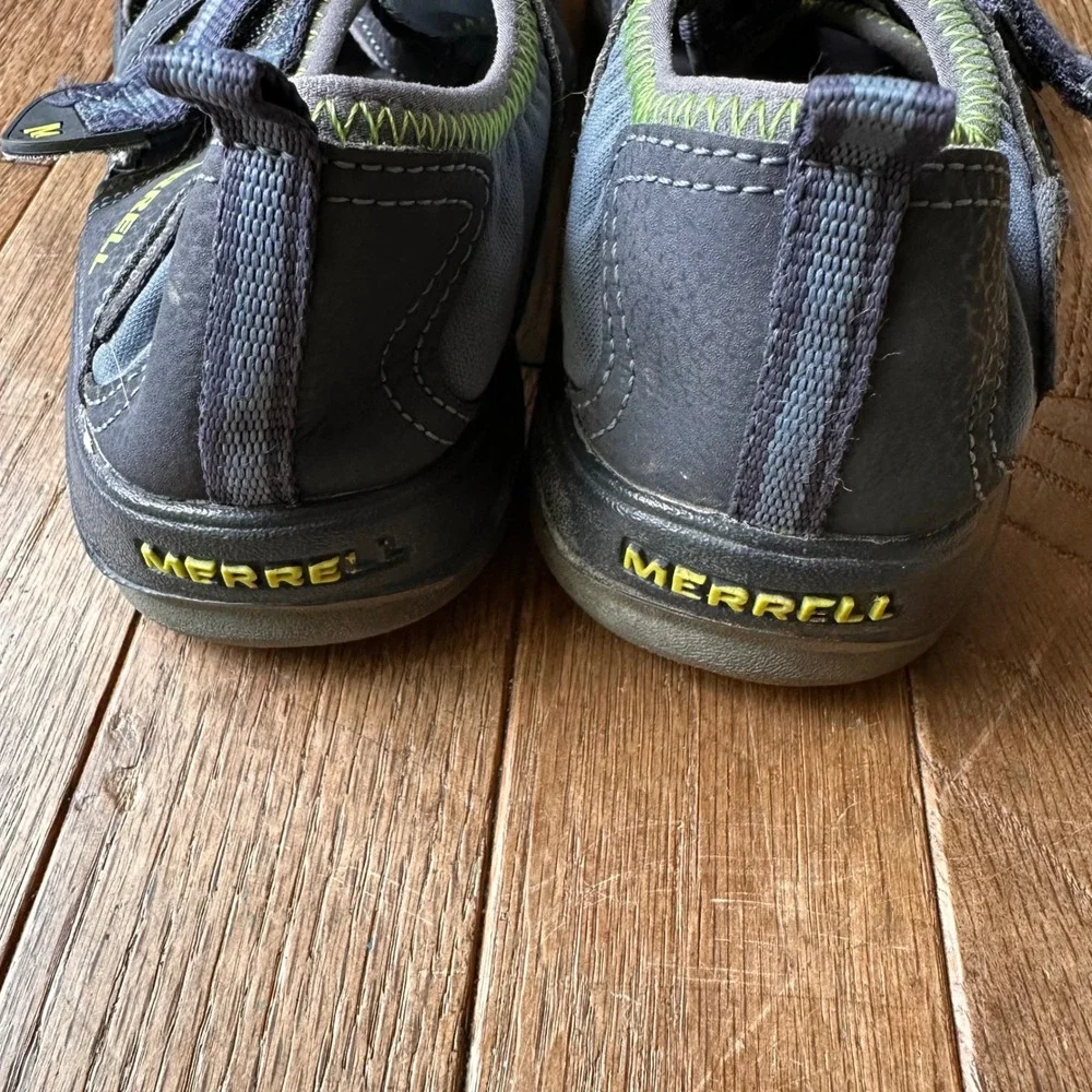 Merrell‎ Hydro Hiker Sandal Kids 4M Leather Water Sport Closed Toe Grey Green